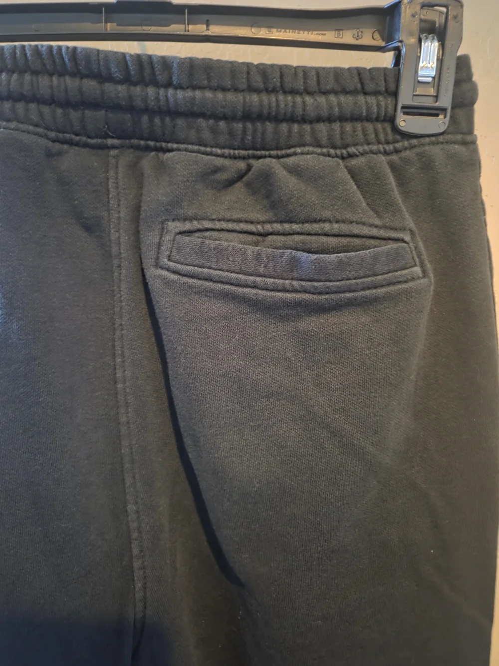 The North Face Black Men's Jogger Sweatpants with Logo Patch